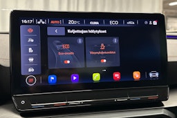 valkoinen CUPRA Formentor 2023 kuva 28.