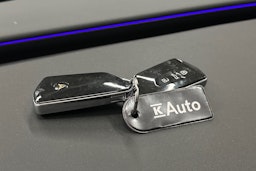 valkoinen CUPRA Formentor 2023 kuva 33.