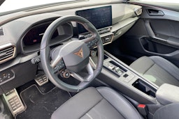 harmaa CUPRA Formentor 2023 kuva 3.