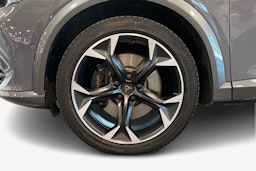 harmaa CUPRA Formentor 2023 kuva 9.