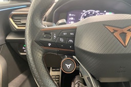 harmaa CUPRA Formentor 2023 kuva 14.