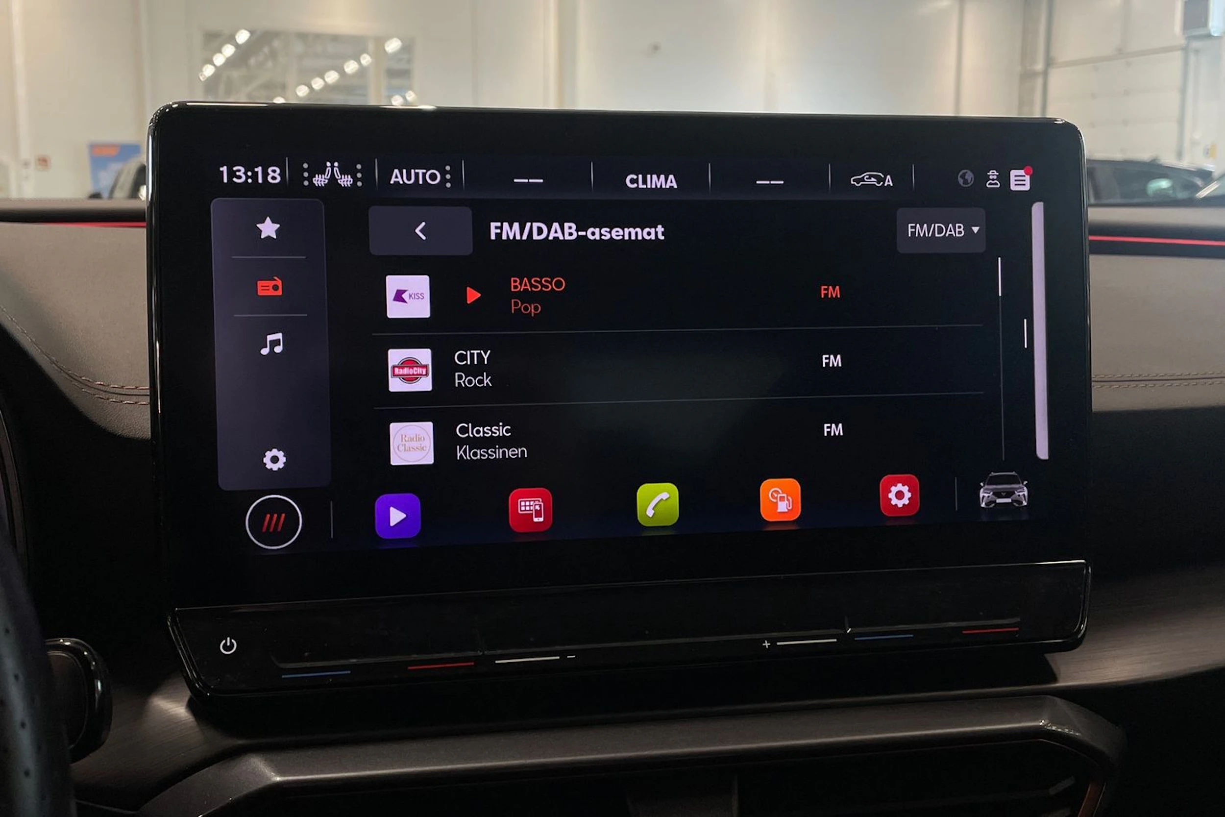 met. harmaa CUPRA Formentor 2023 kuva 18.