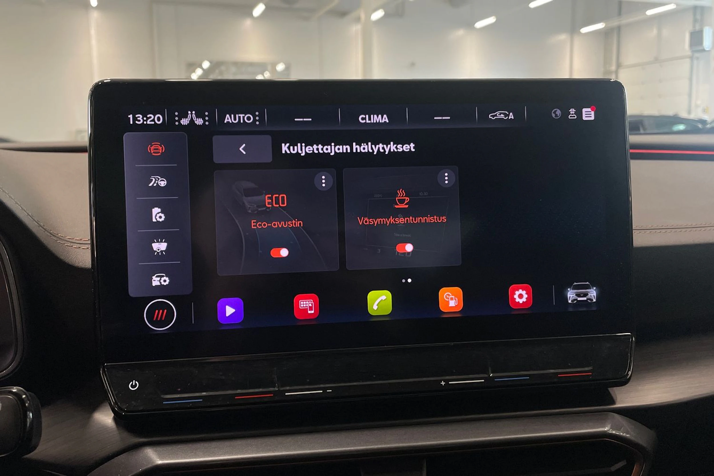 met. harmaa CUPRA Formentor 2023 kuva 25.