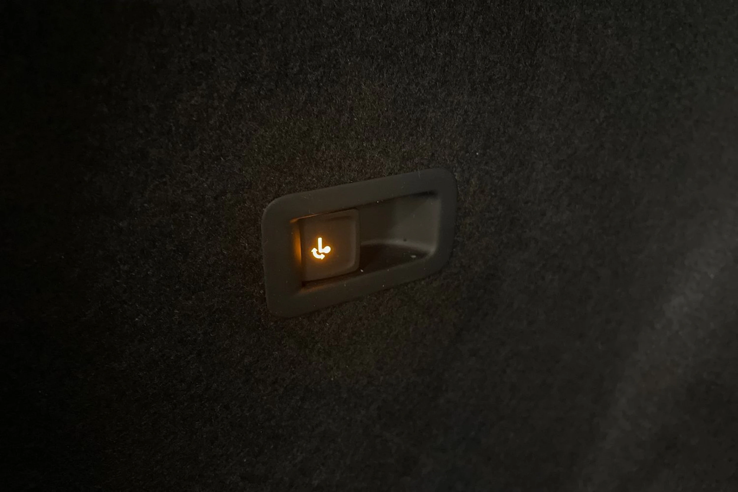 met. harmaa CUPRA Formentor 2023 kuva 34.