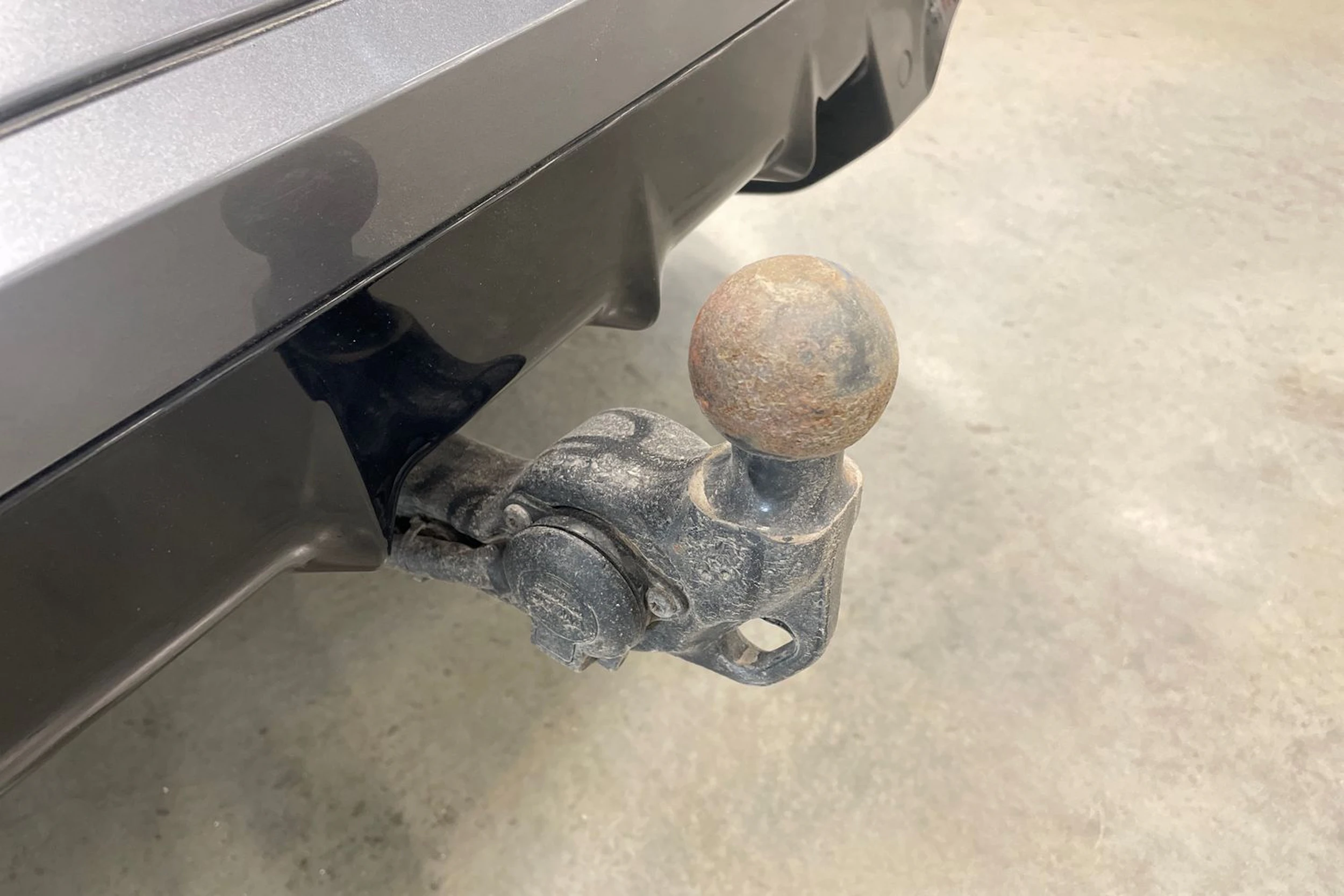 met. harmaa CUPRA Formentor 2023 kuva 35.