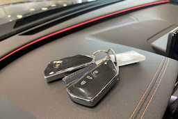 met. harmaa CUPRA Formentor 2023 kuva 36.