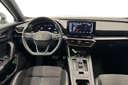 valkoinen CUPRA Formentor 2023 kuva 7.