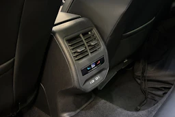 valkoinen CUPRA Formentor 2023 kuva 13.