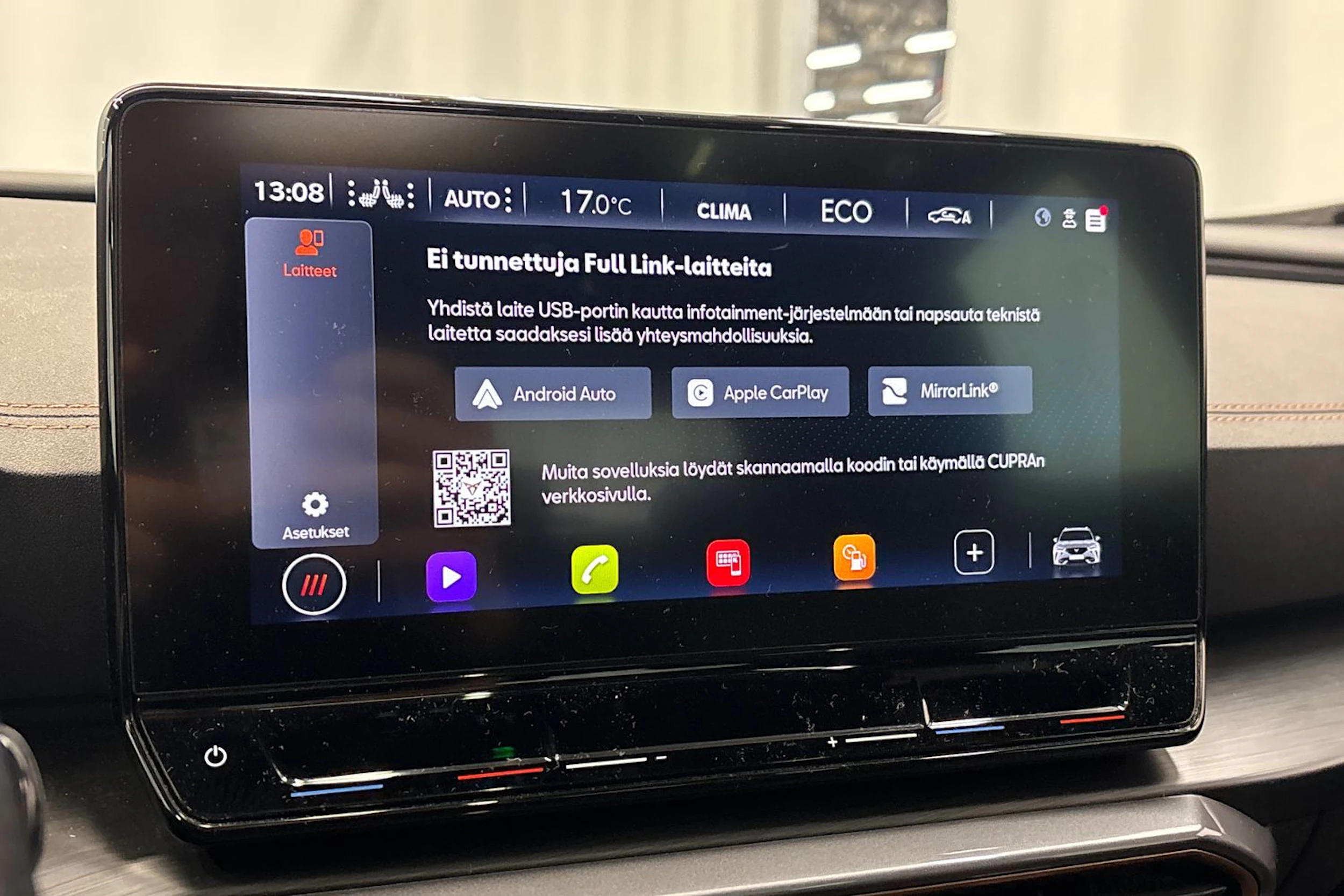 valkoinen CUPRA Formentor 2023 kuva 20.