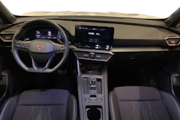 valkoinen CUPRA Formentor 2023 kuva 7.