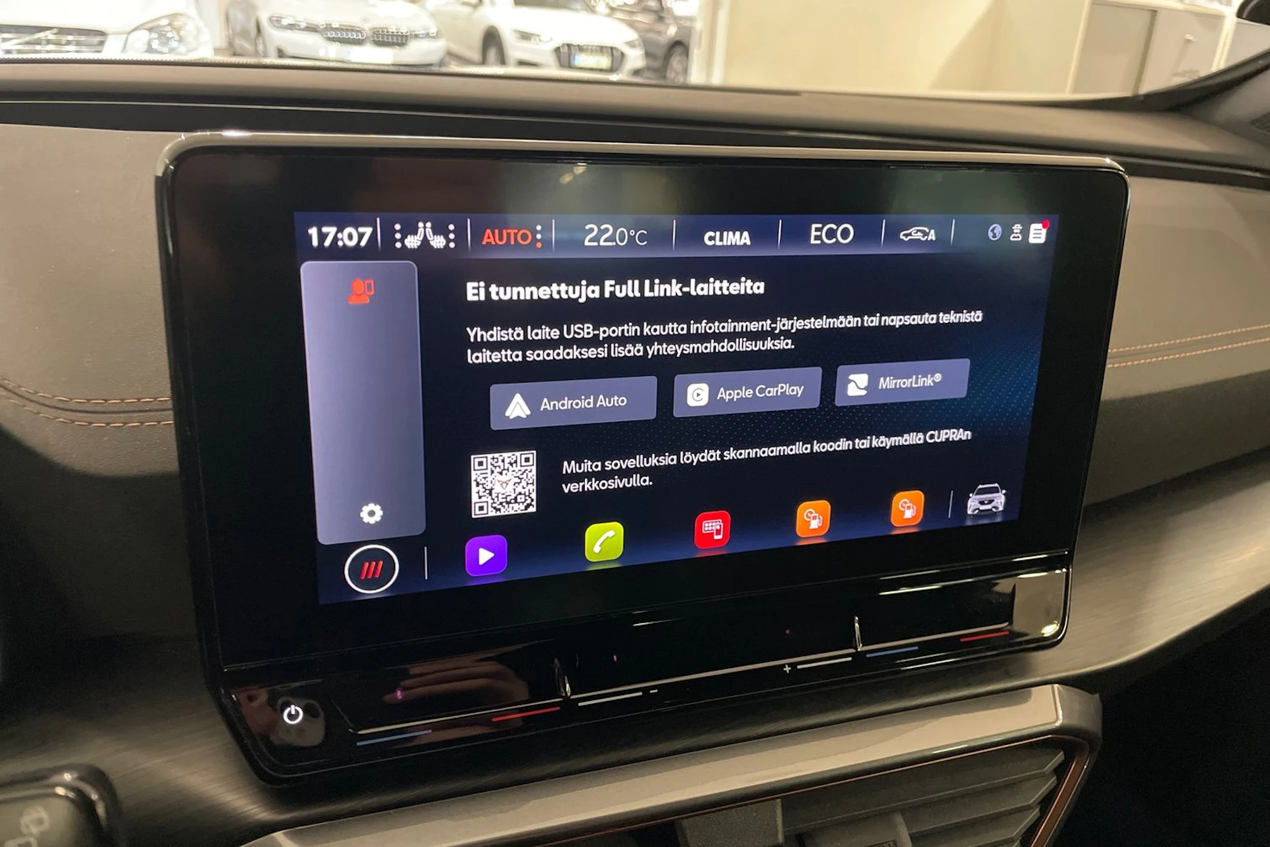 valkoinen CUPRA Formentor 2023 kuva 16.