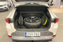 valkoinen CUPRA Formentor 2023 kuva 20.