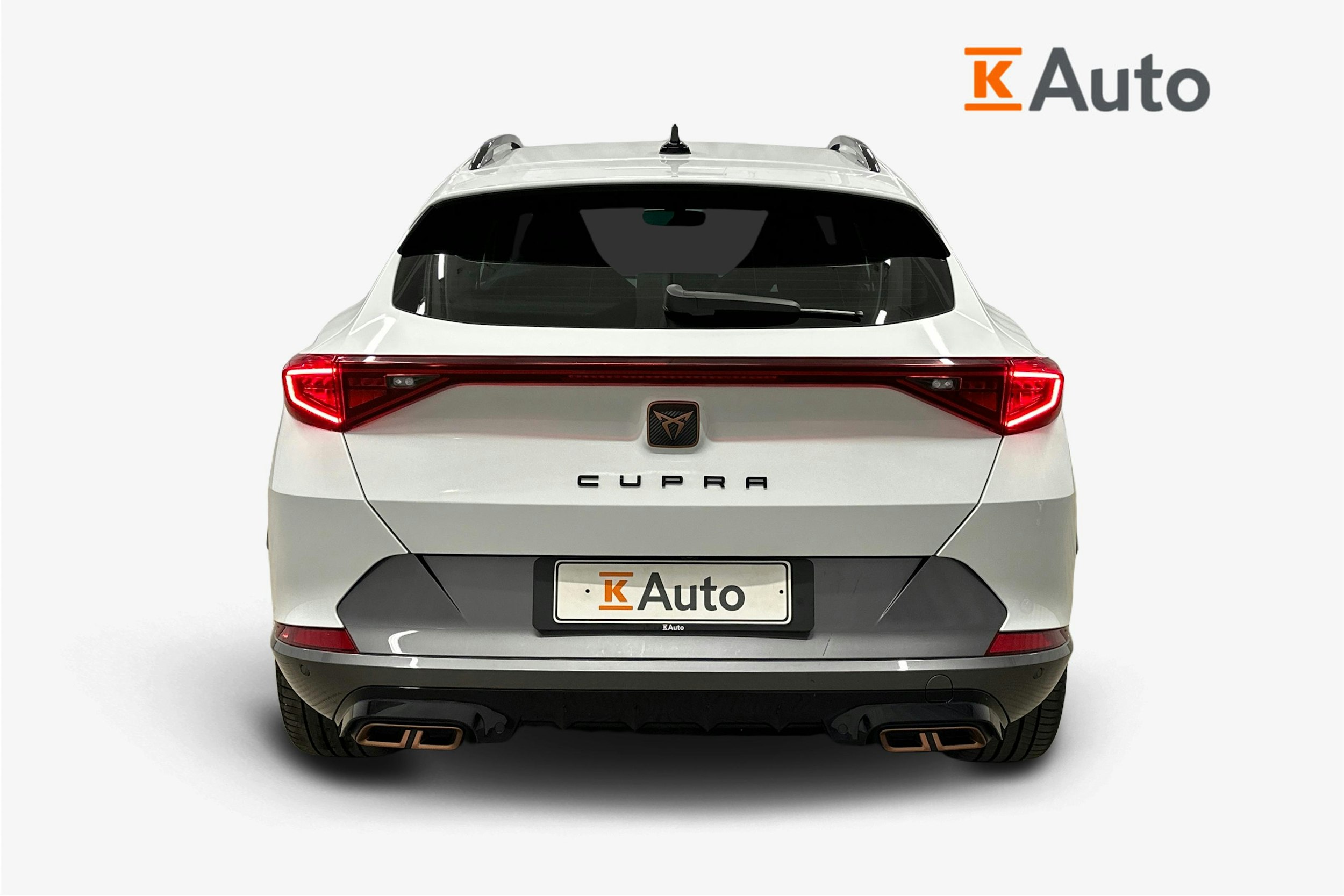 valkoinen CUPRA Formentor 2024 kuva 3.
