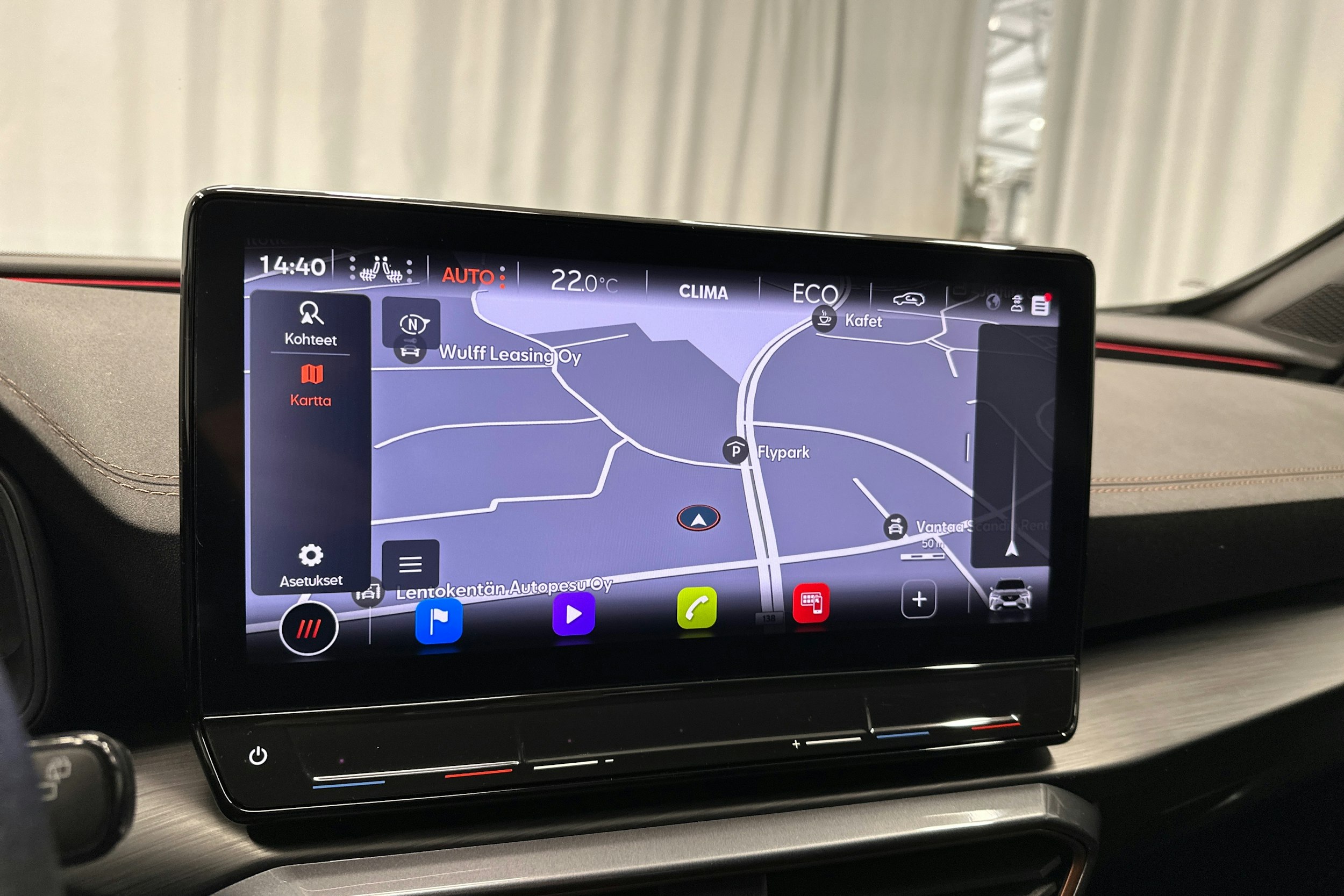 valkoinen CUPRA Formentor 2024 kuva 16.
