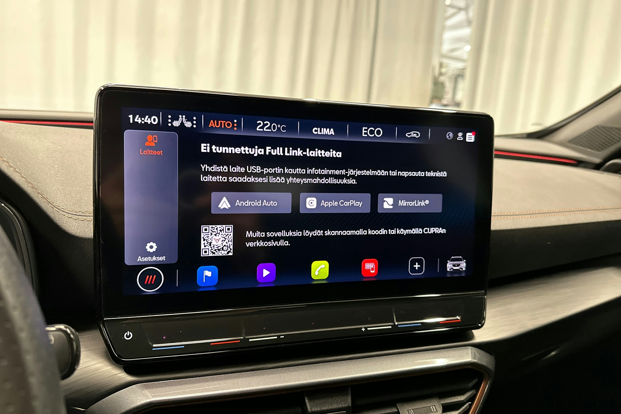 valkoinen CUPRA Formentor 2024 kuva 17.