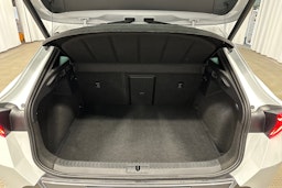 valkoinen CUPRA Formentor 2024 kuva 29.