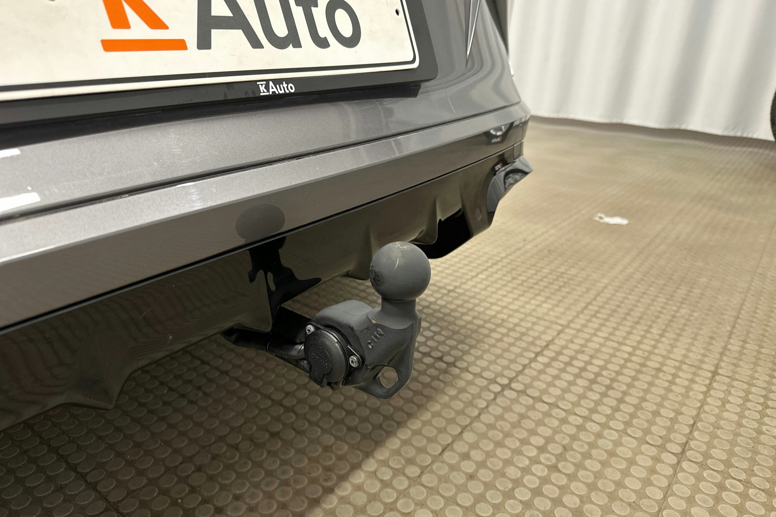 valkoinen CUPRA Formentor 2024 kuva 32.
