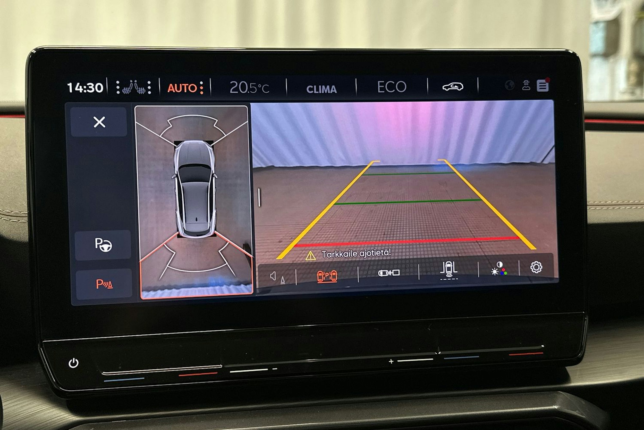 harmaa CUPRA Formentor 2024 kuva 31.