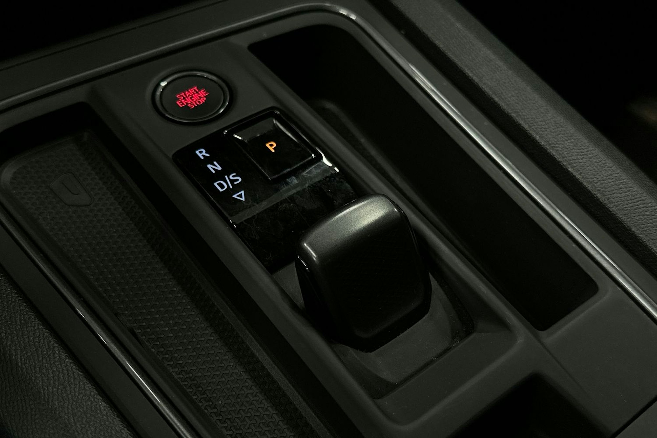 harmaa CUPRA Formentor 2024 kuva 32.