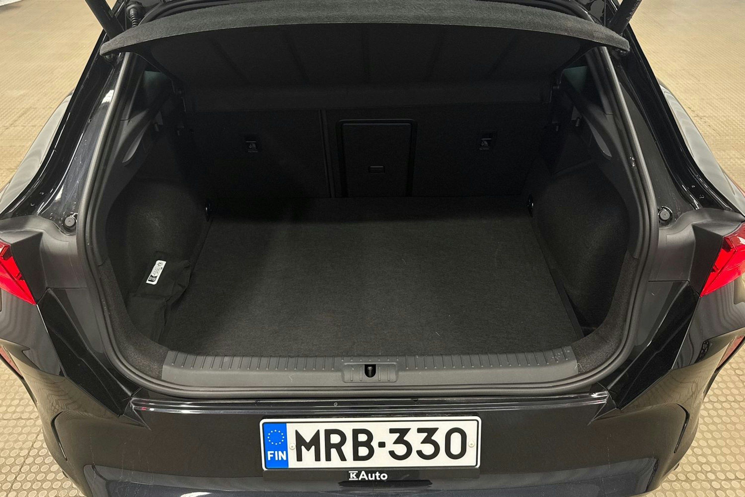 musta CUPRA Formentor 2025 kuva 35.