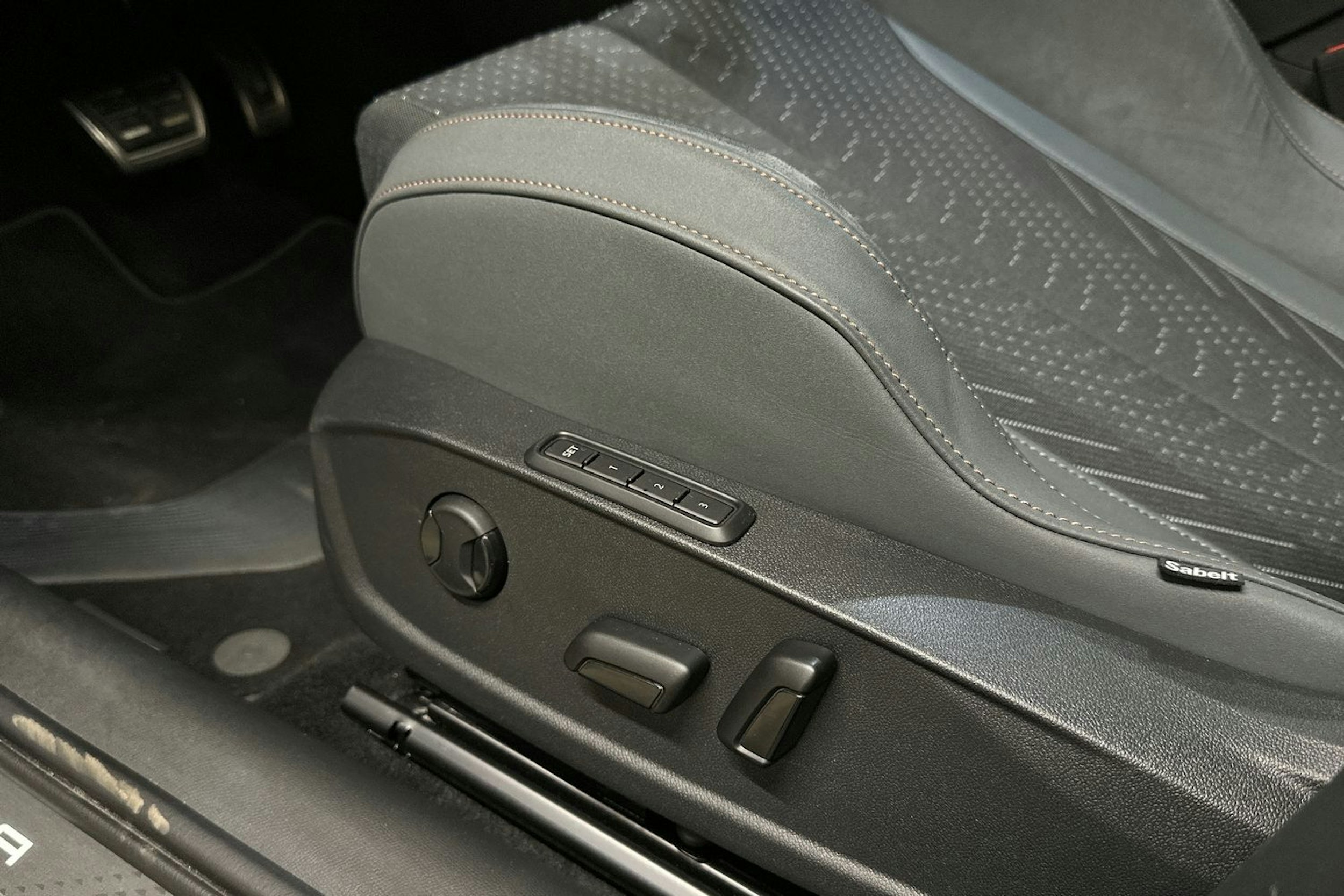 ruskea (beige) CUPRA Formentor 2025 kuva 16.