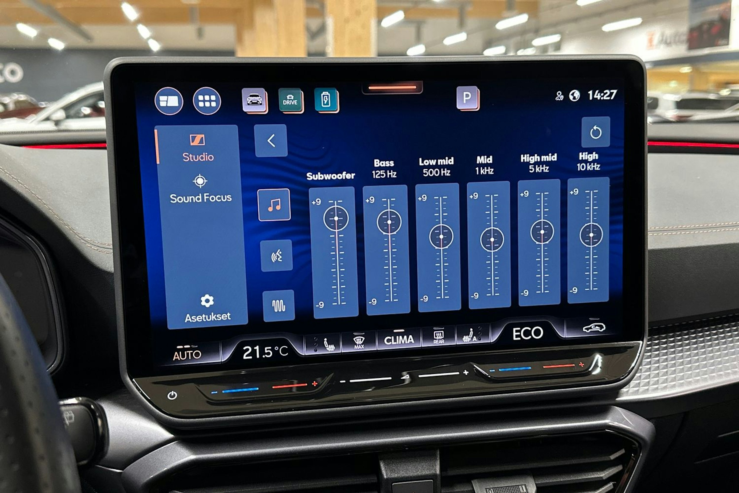 ruskea (beige) CUPRA Formentor 2025 kuva 20.