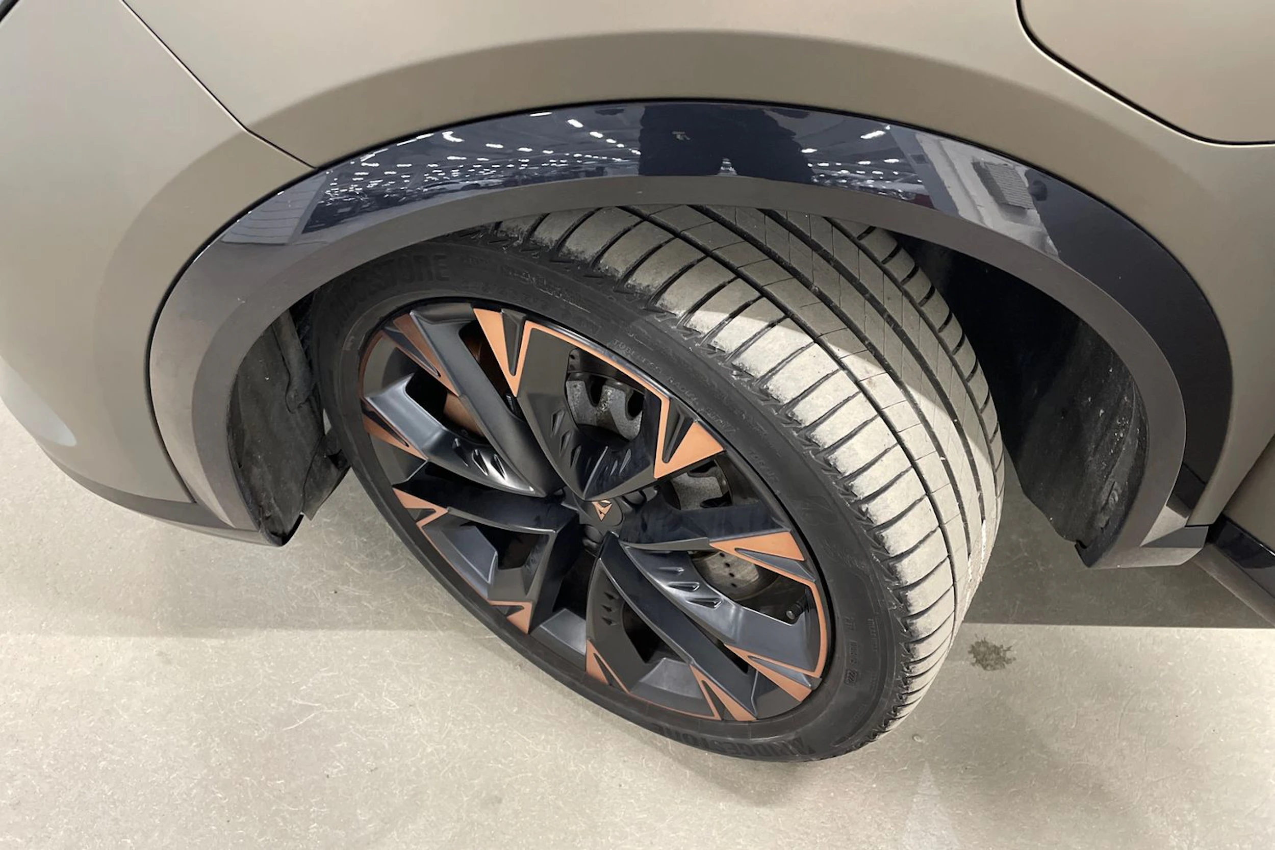 ruskea (beige) CUPRA Formentor 2025 kuva 10.