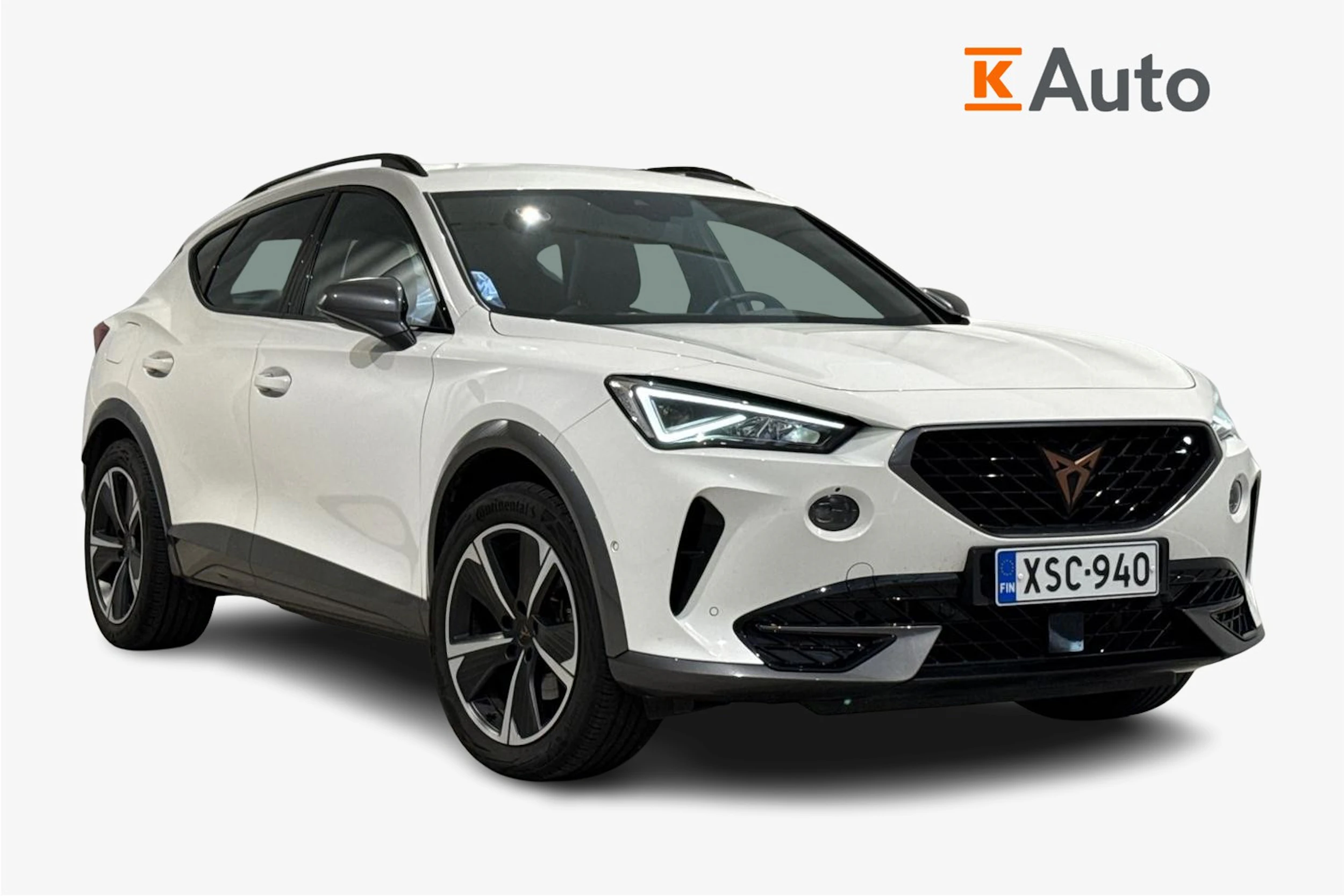 valkoinen CUPRA Formentor 2024 kuva 1.