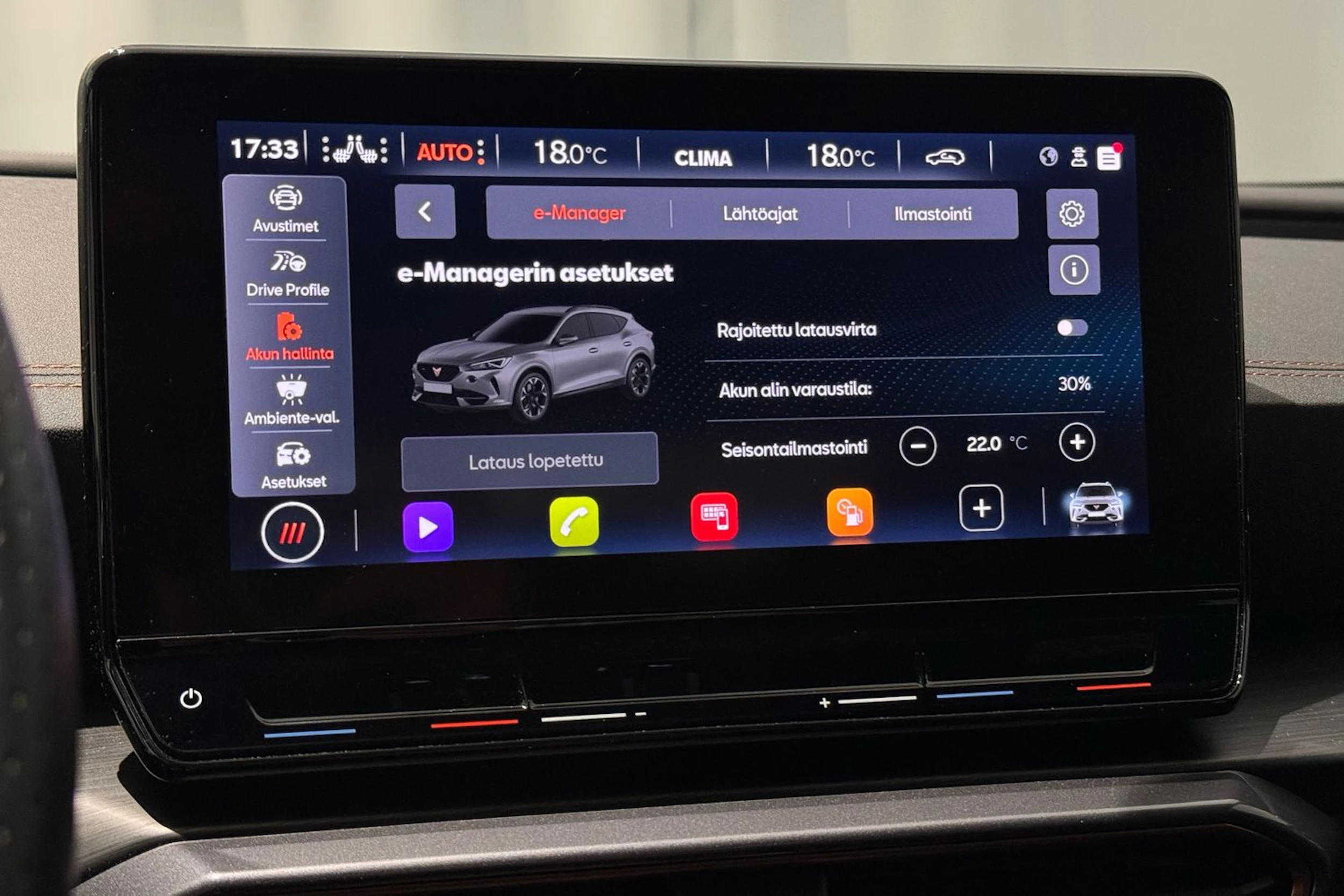 valkoinen CUPRA Formentor 2024 kuva 24.