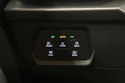 musta CUPRA Formentor 2025 kuva 19.