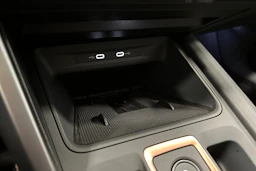 musta CUPRA Formentor 2025 kuva 27.