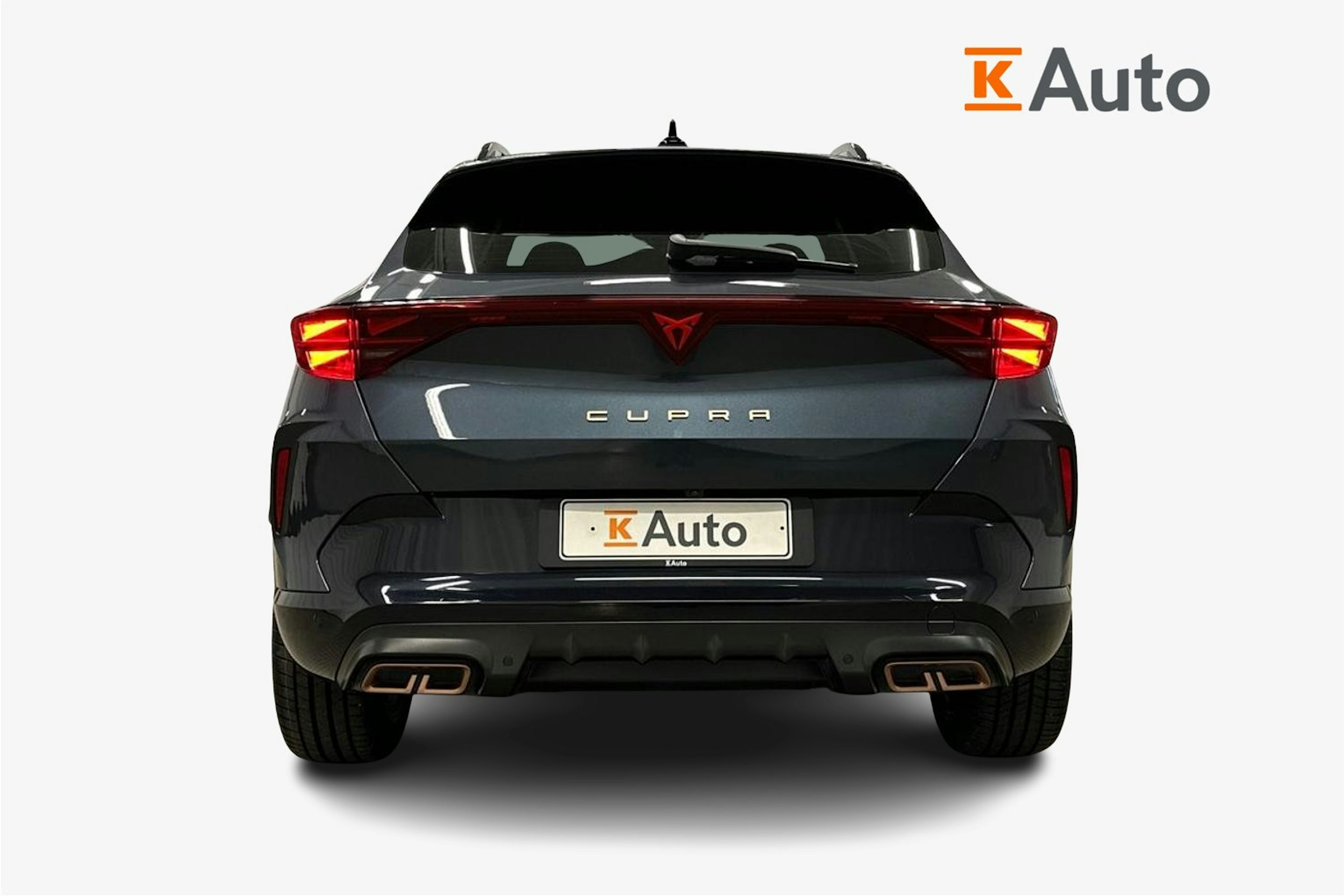 harmaa CUPRA Formentor 2025 kuva 3.