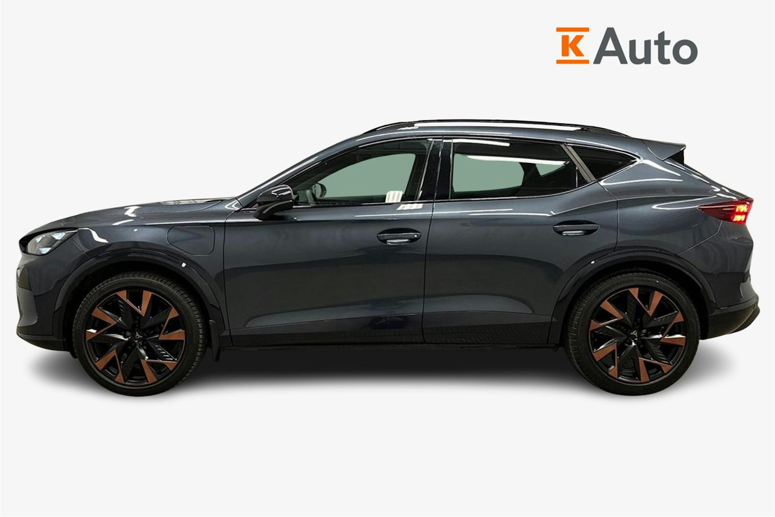harmaa CUPRA Formentor 2025 kuva 6.
