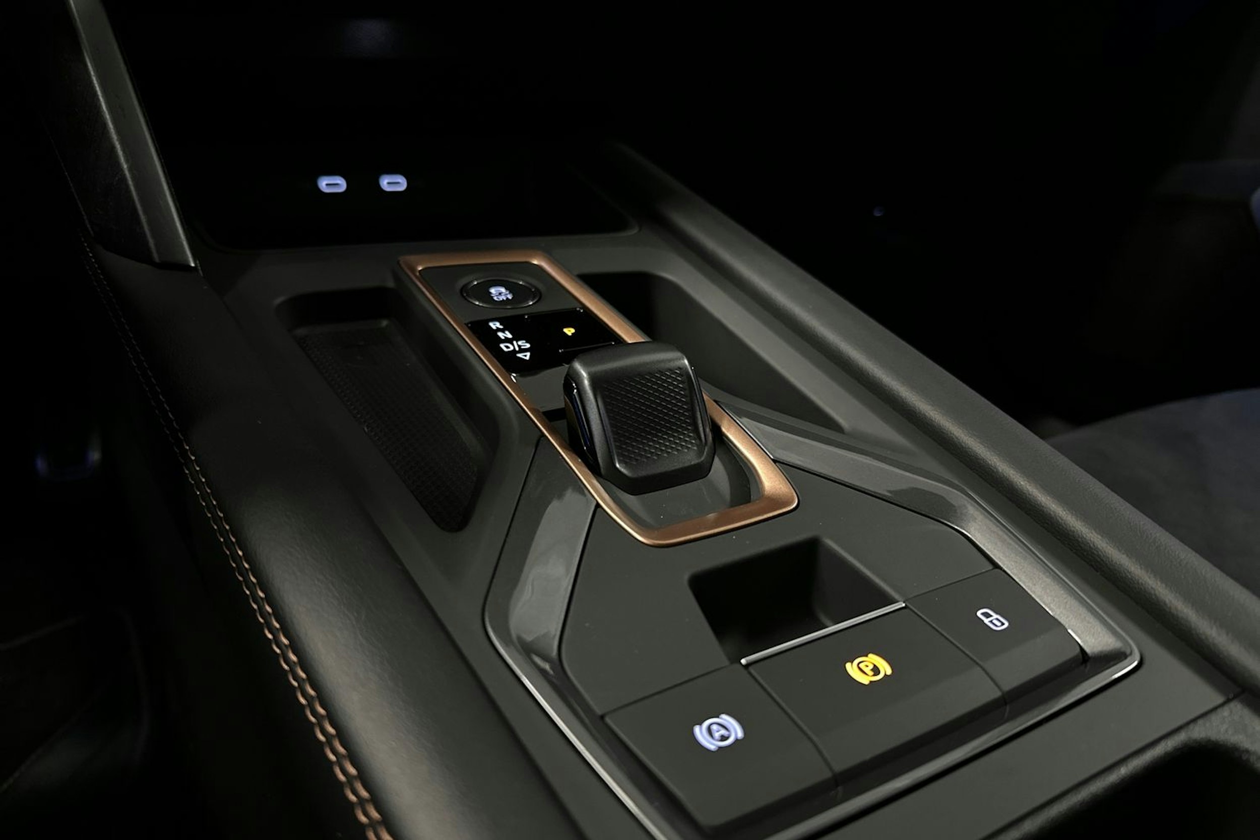 harmaa CUPRA Formentor 2025 kuva 23.