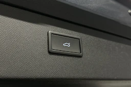 harmaa CUPRA Formentor 2025 kuva 16.