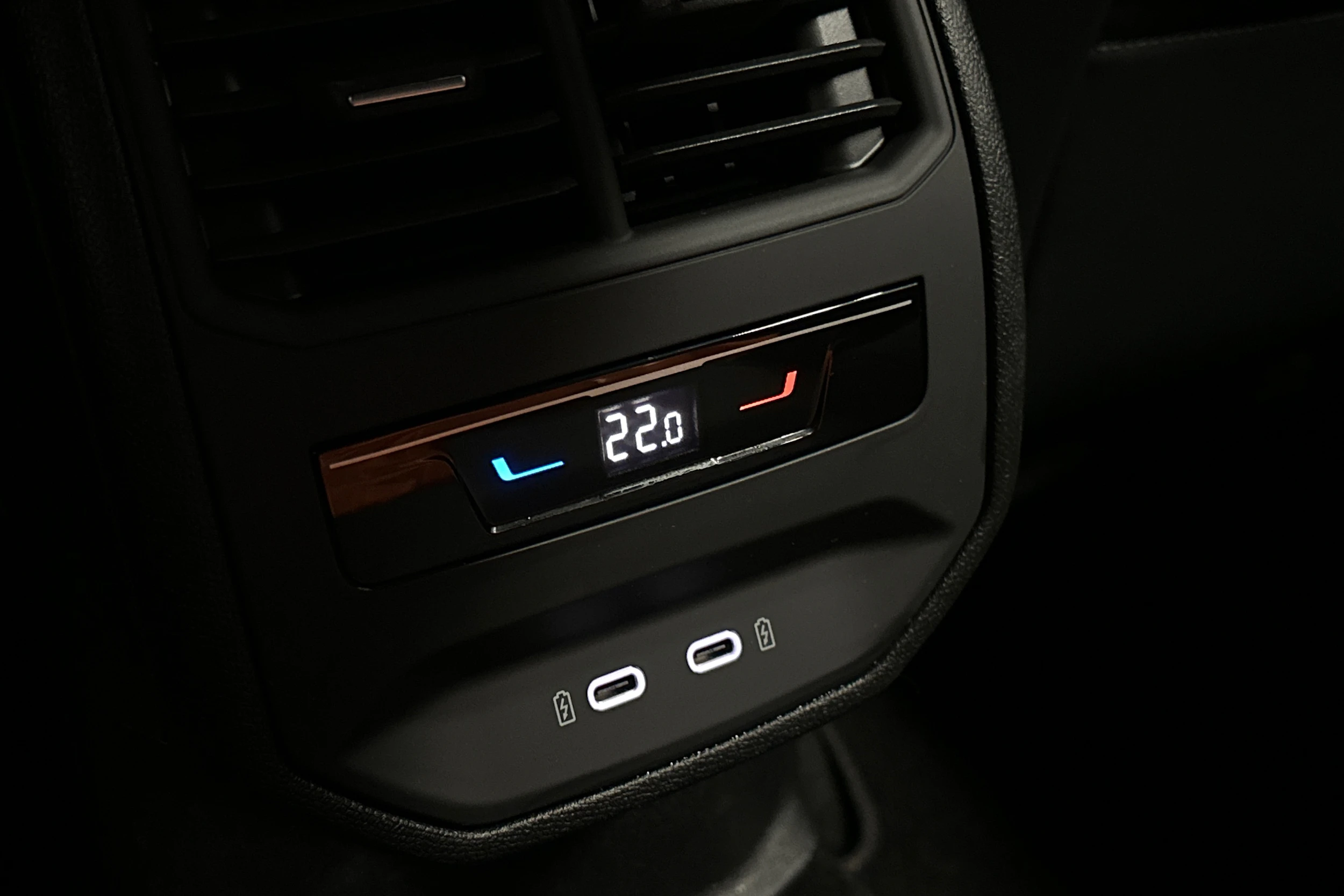 harmaa CUPRA Formentor 2025 kuva 18.