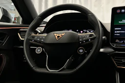 harmaa CUPRA Formentor 2025 kuva 20.