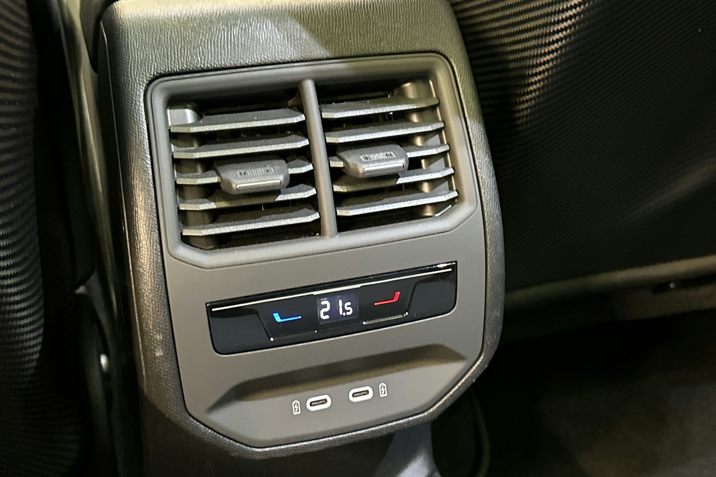 met. musta CUPRA Formentor 2025 kuva 29.