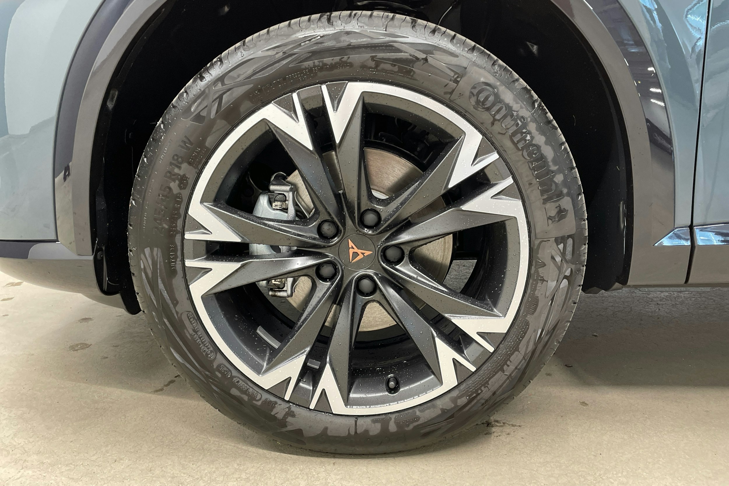 sininen CUPRA Formentor 2025 kuva 9.