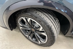 sininen CUPRA Formentor 2025 kuva 10.