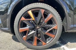 musta CUPRA Formentor 2025 kuva 9.