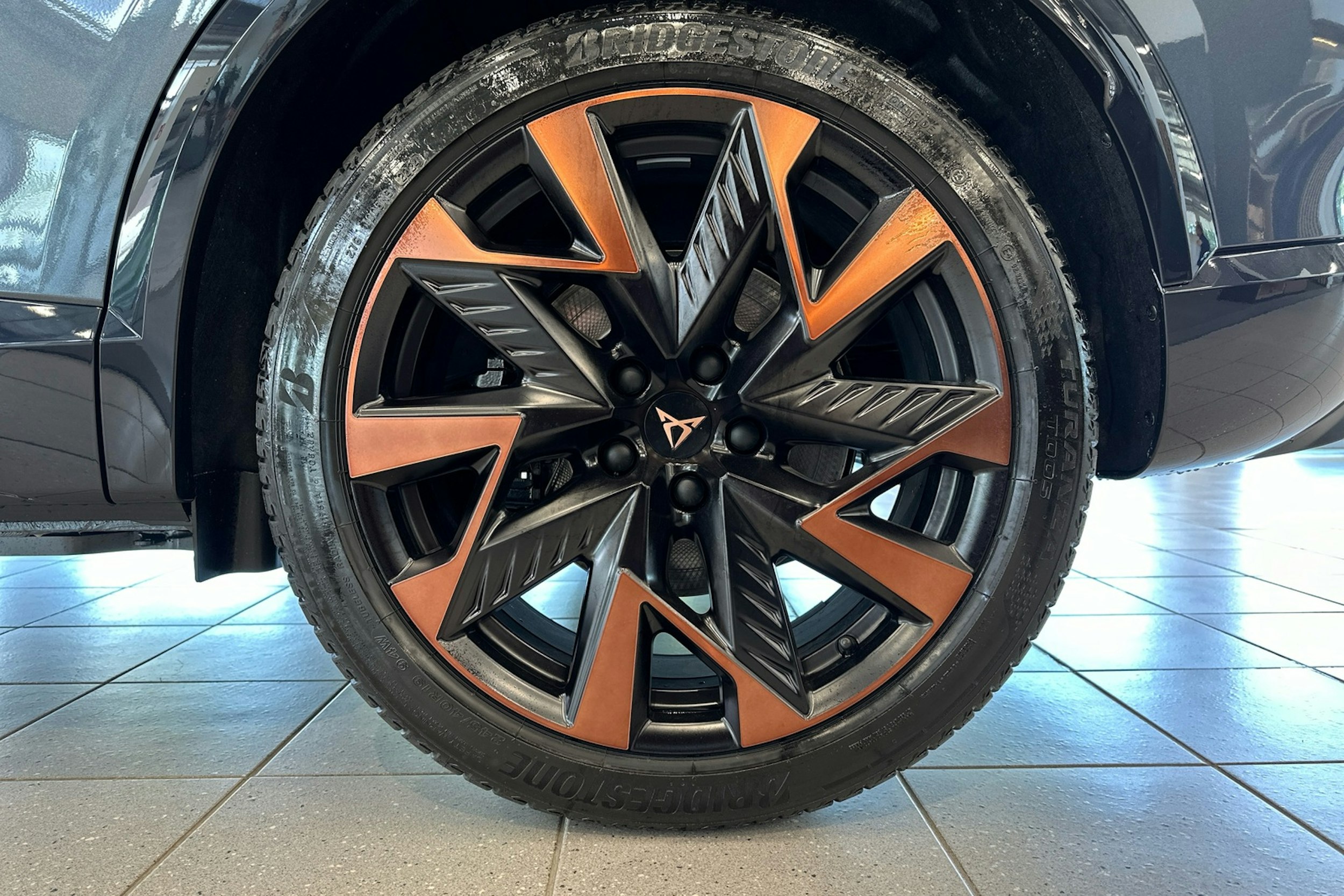 met. harmaa CUPRA Formentor 2024 kuva 9.