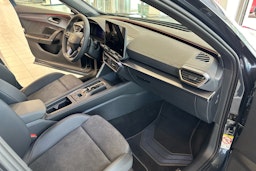 met. harmaa CUPRA Formentor 2024 kuva 16.
