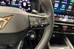 harmaa CUPRA Formentor 2025 kuva 12.