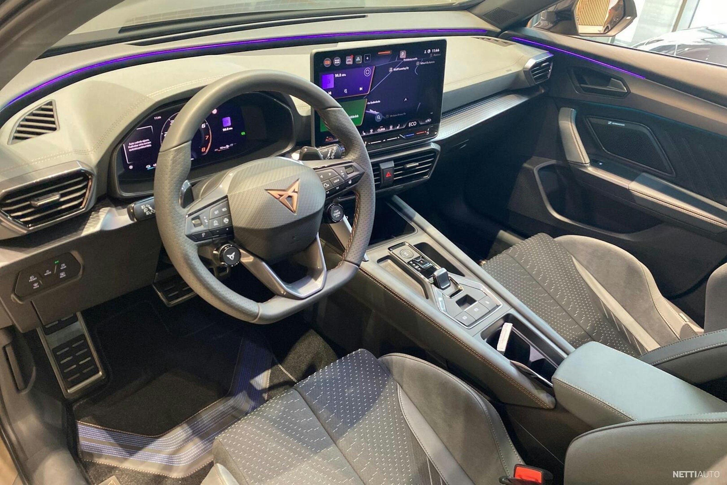 ruskea (beige) CUPRA Formentor 2025 kuva 7.