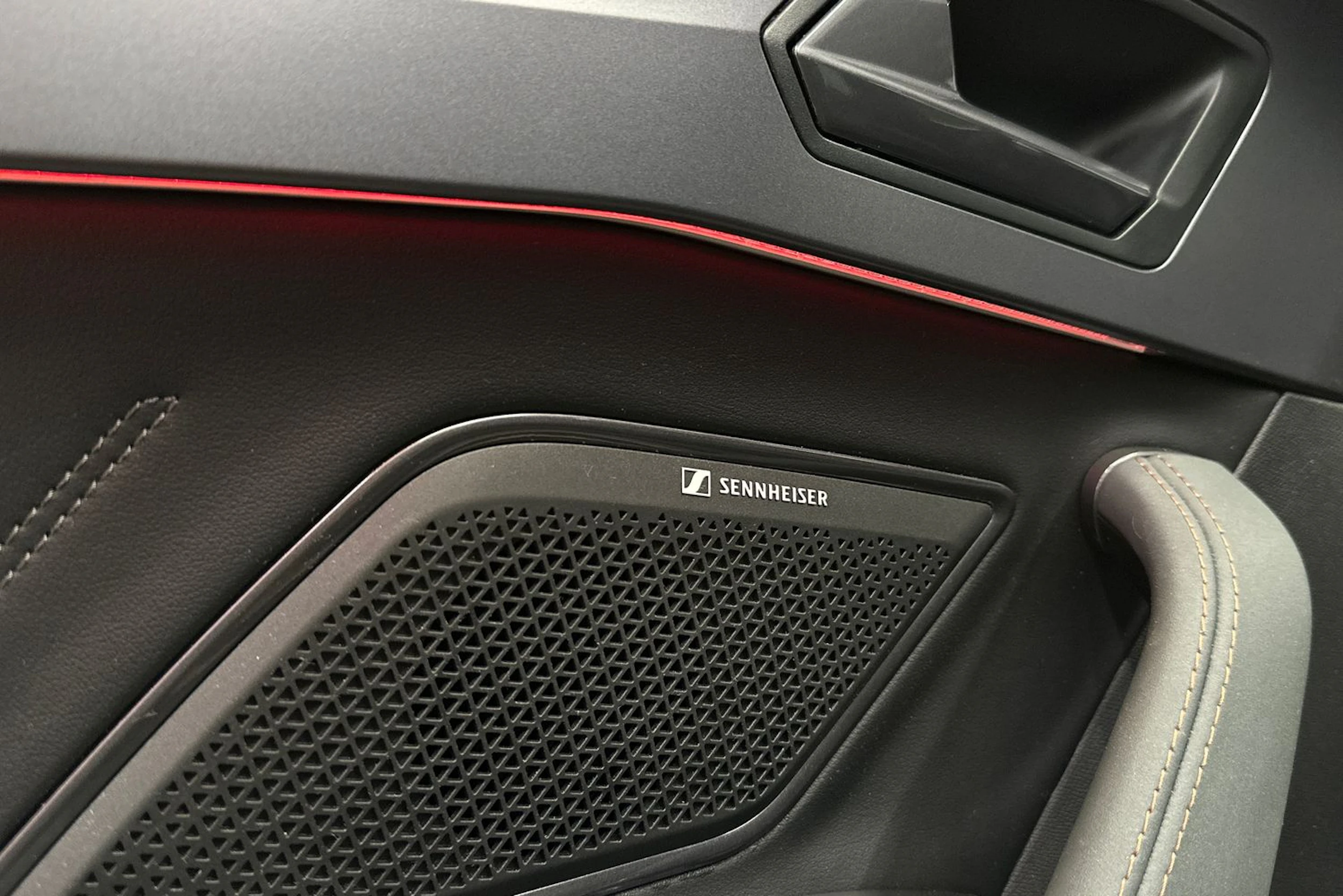 ruskea (beige) CUPRA Formentor 2025 kuva 29.