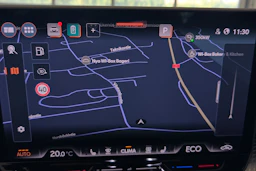 valkoinen CUPRA Formentor 2025 kuva 16.