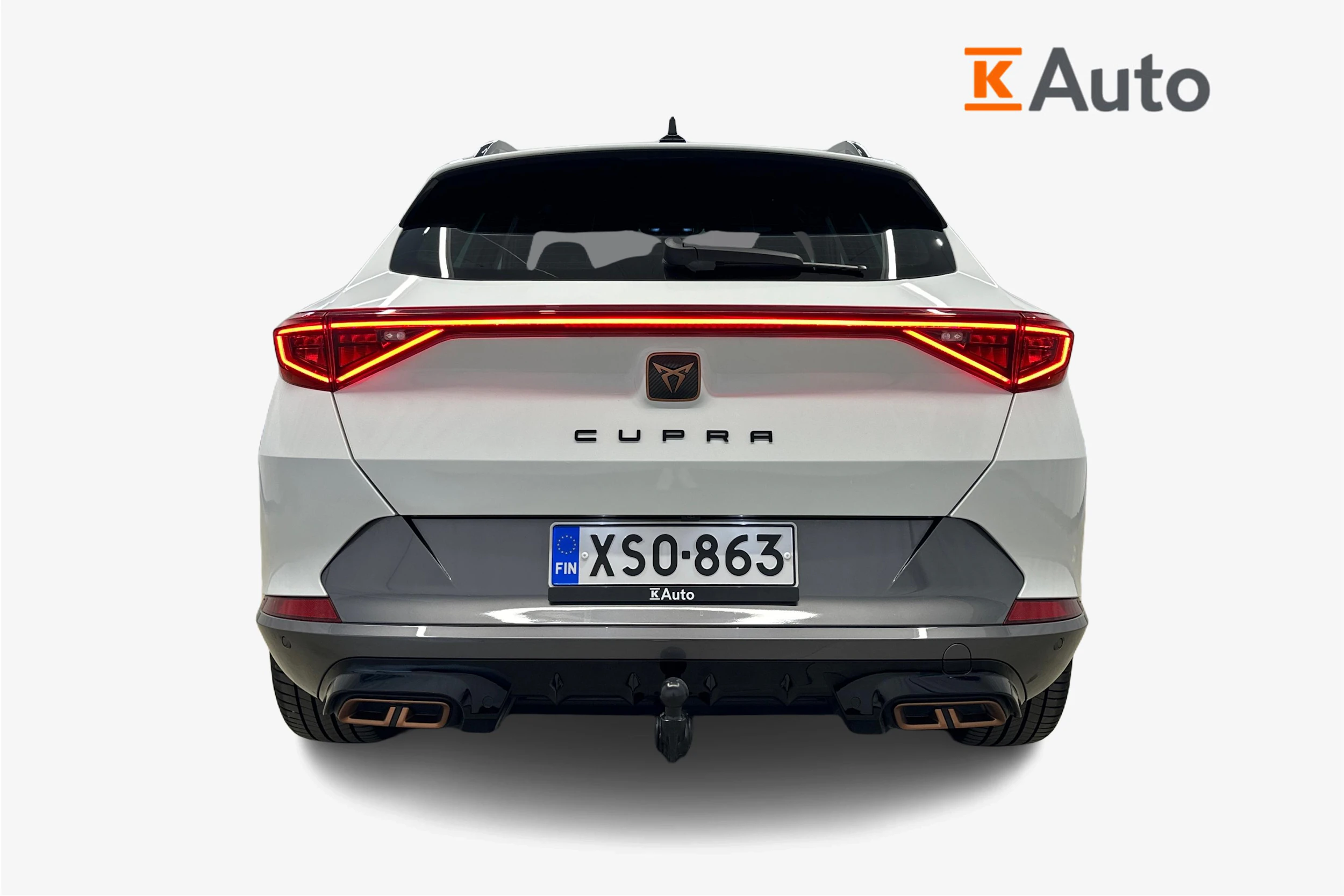 valkoinen CUPRA Formentor 2024 kuva 3.
