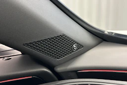 valkoinen CUPRA Formentor 2024 kuva 26.