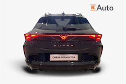 sininen CUPRA Formentor 2025 kuva 3.